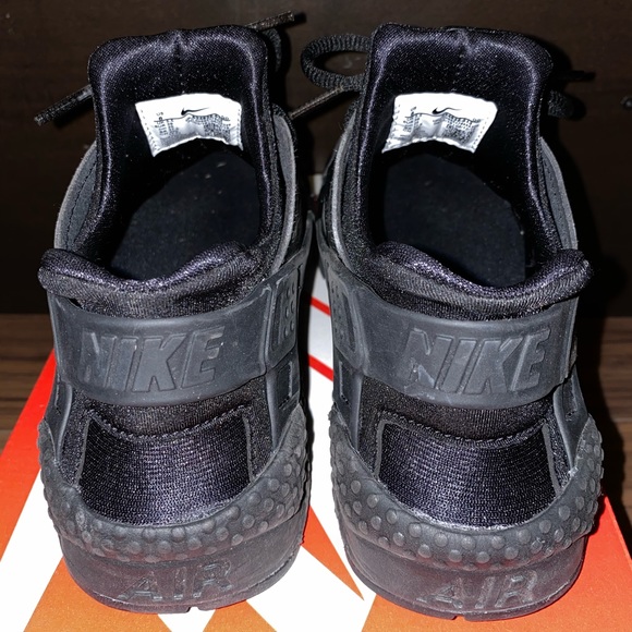 Nike Air Hurache (like new) - Picture 2 of 6